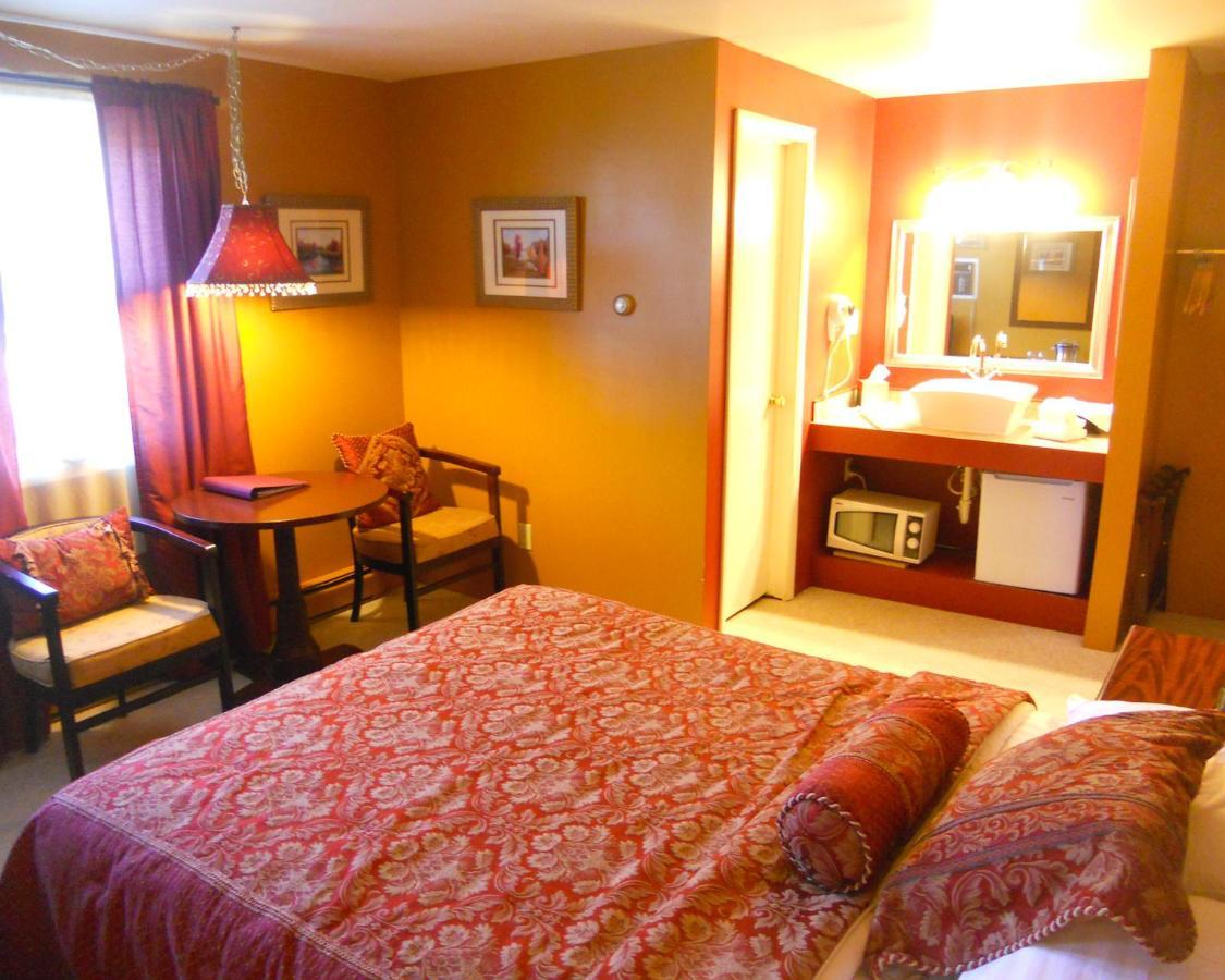 Vinehurst Inn & Suites Hammondsport Esterno foto