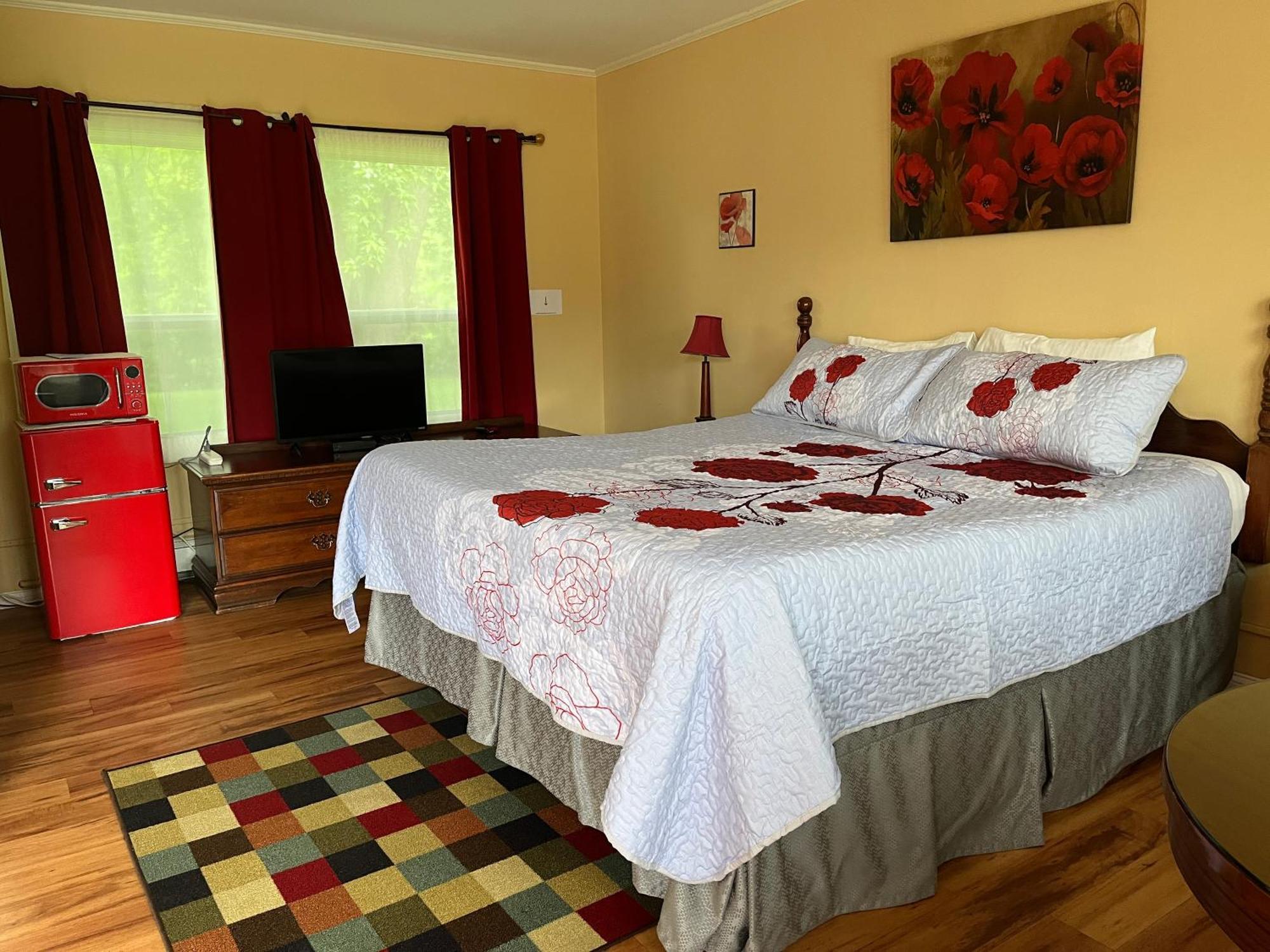 Vinehurst Inn & Suites Hammondsport Esterno foto