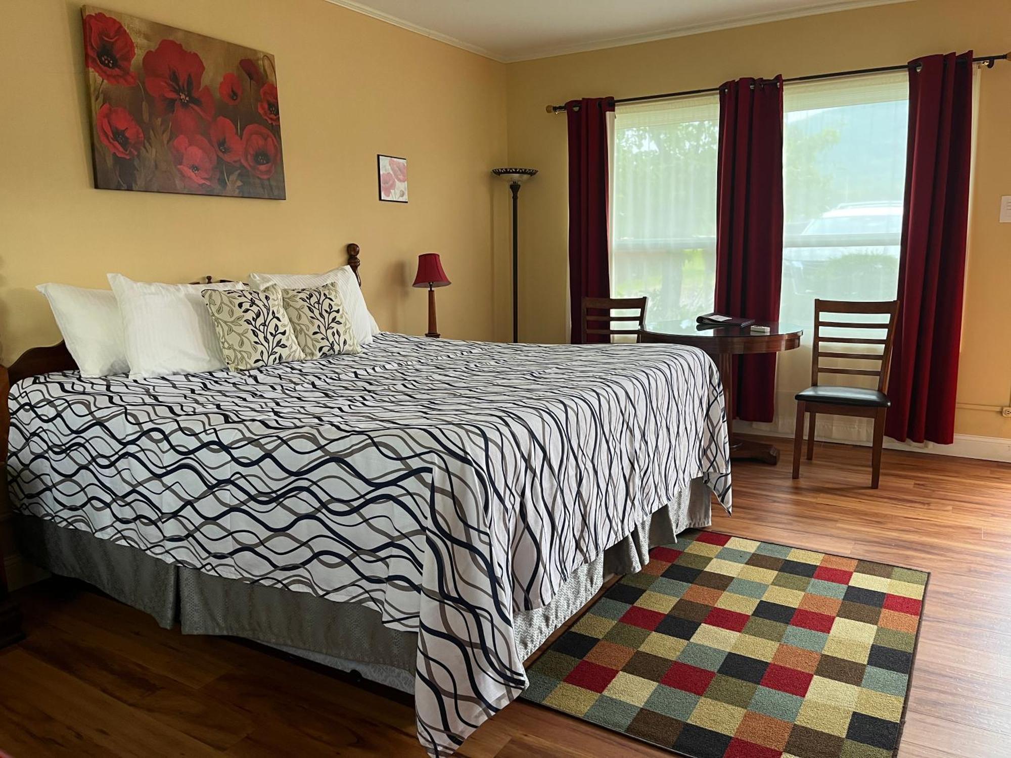 Vinehurst Inn & Suites Hammondsport Esterno foto