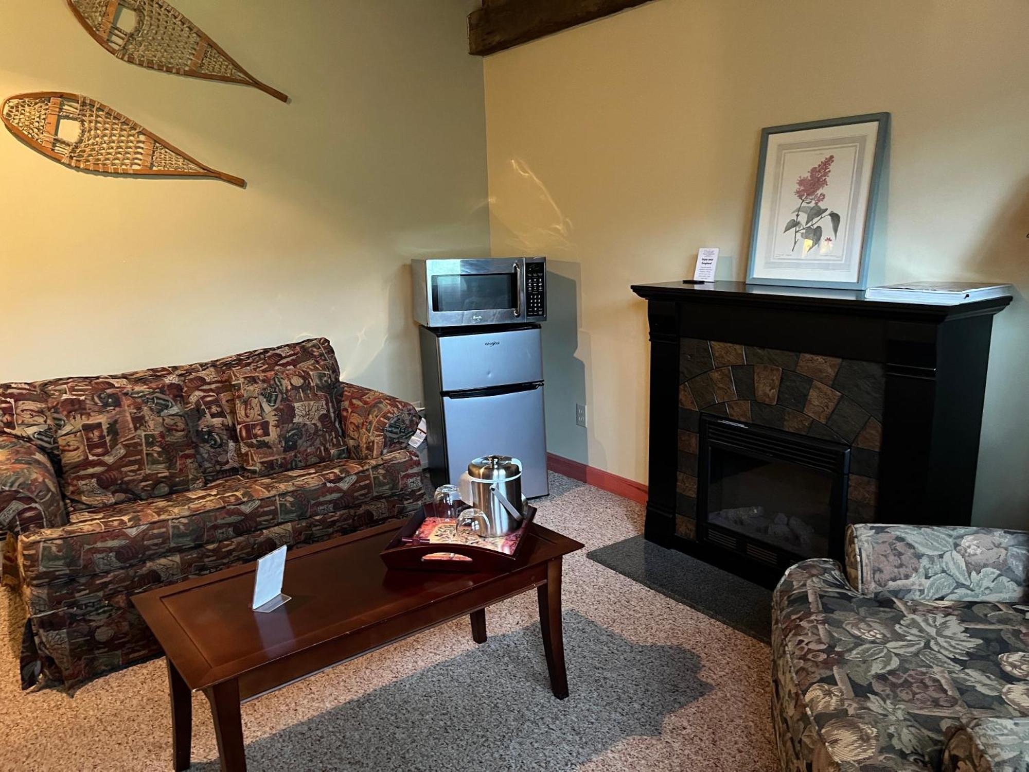 Vinehurst Inn & Suites Hammondsport Esterno foto