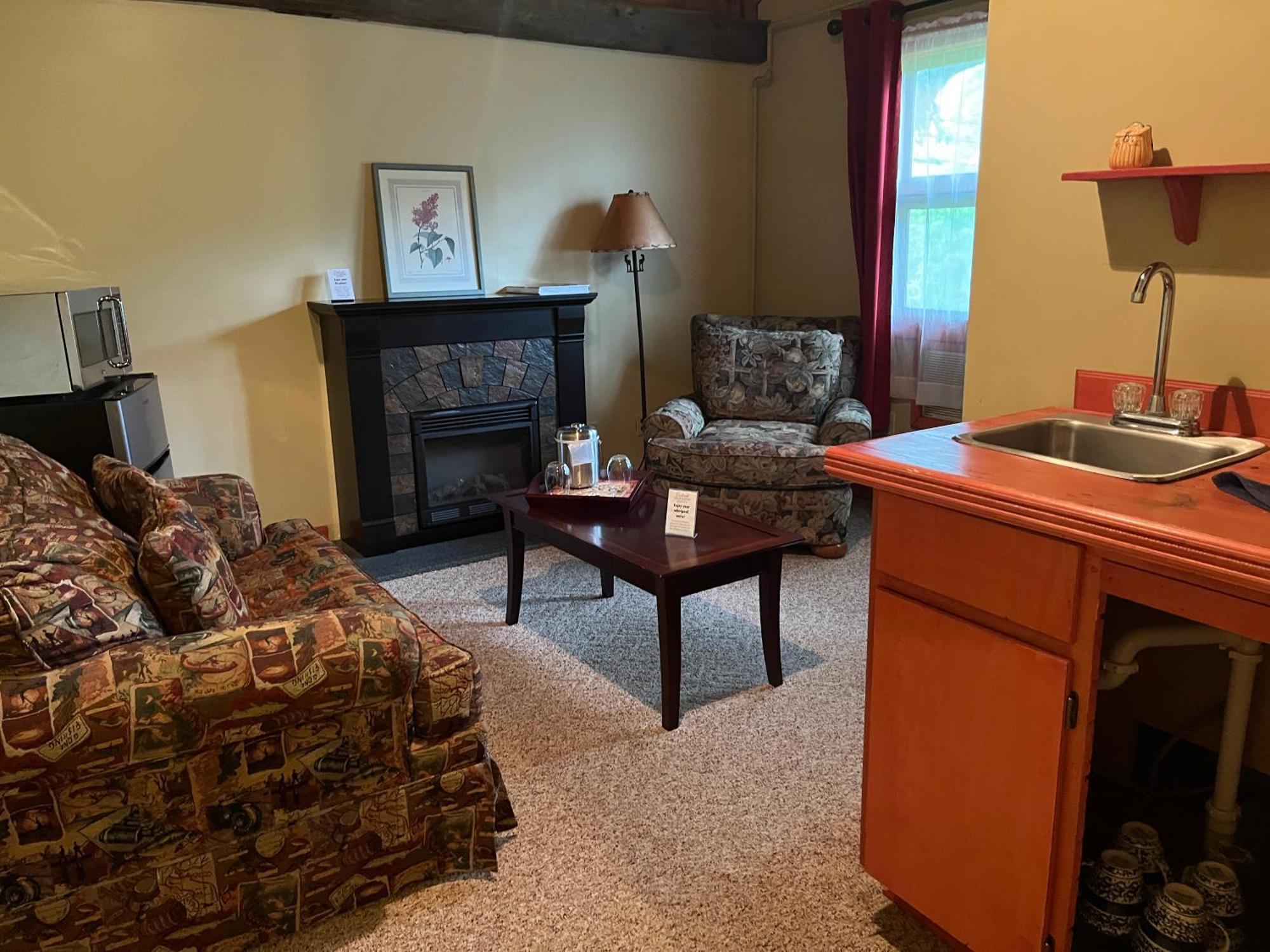 Vinehurst Inn & Suites Hammondsport Esterno foto