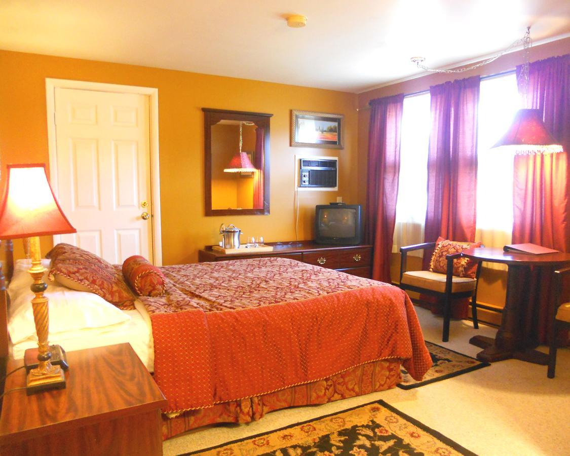 Vinehurst Inn & Suites Hammondsport Esterno foto