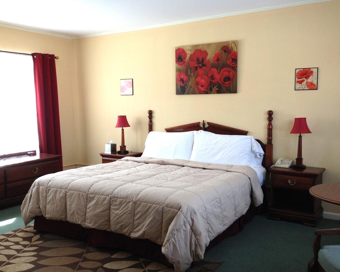 Vinehurst Inn & Suites Hammondsport Esterno foto
